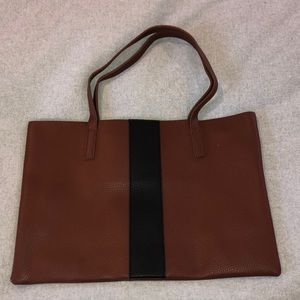 Vince Camuto tote bag